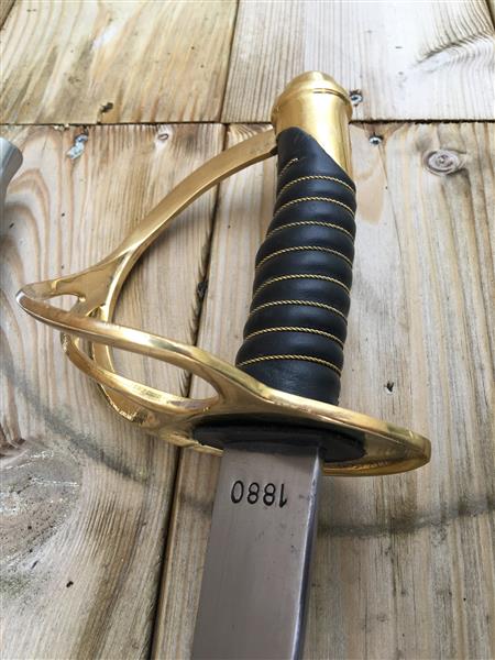 Grote foto zwaard met metalen schede zwaar huis en inrichting woningdecoratie