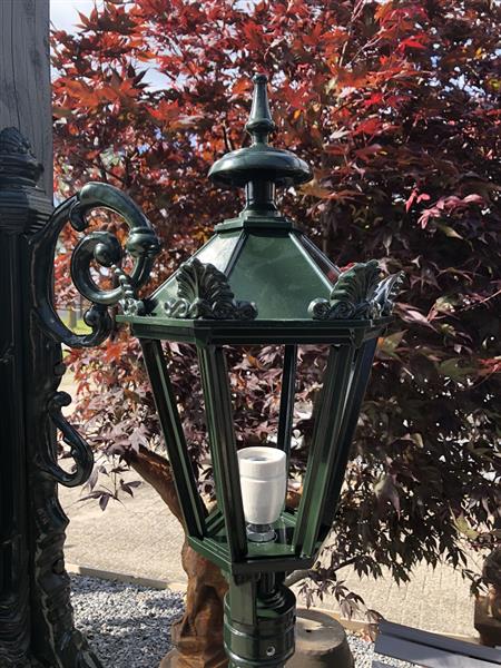 Grote foto prachtige landelijke buitenlamp maastricht donkergroen tuin en terras verlichting