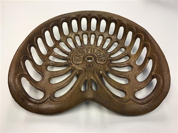 Grote foto traktor zitplek gietijzer laatste tuin en terras tuindecoratie