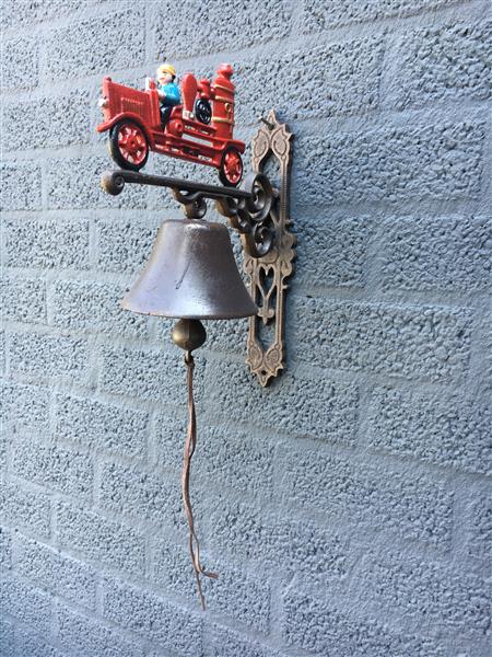Grote foto deurbel brandweer gietijzer doe het zelf en verbouw deuren en horren