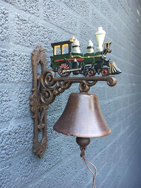 Grote foto deurbel trein locomotief gietijzer doe het zelf en verbouw deuren en horren