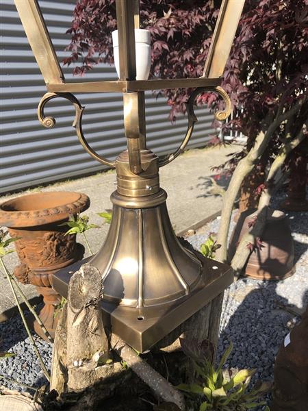 Grote foto lamp messing koper xl op voet geweldige uitstraling tuin en terras verlichting