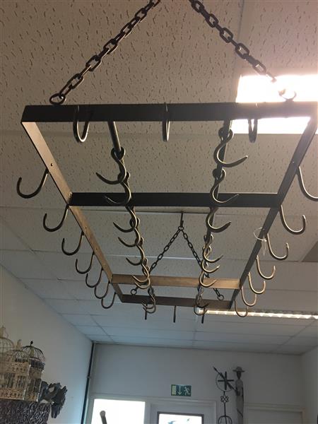 Grote foto kopjes wild horeca keuken hanger ijzeren kruidenrek met 38 haken tuin en terras tuindecoratie