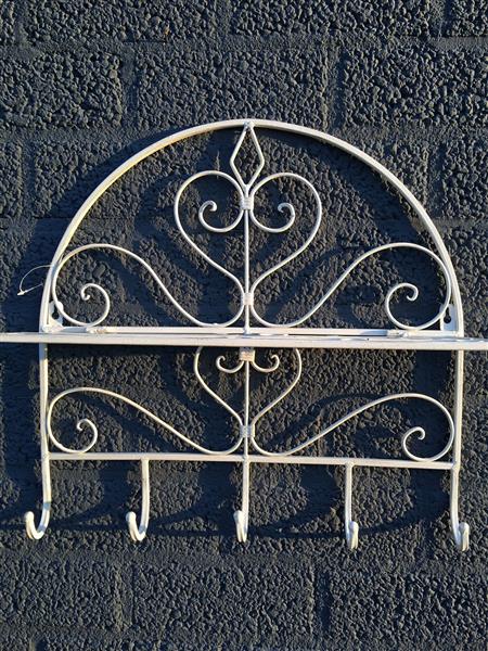 Grote foto wandplankkapstok gemaakt van smeedijzer old white huis en inrichting woningdecoratie