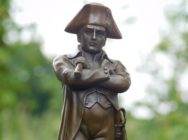 Grote foto beeld napoleon brons op voet van marmer tuin en terras tuindecoratie