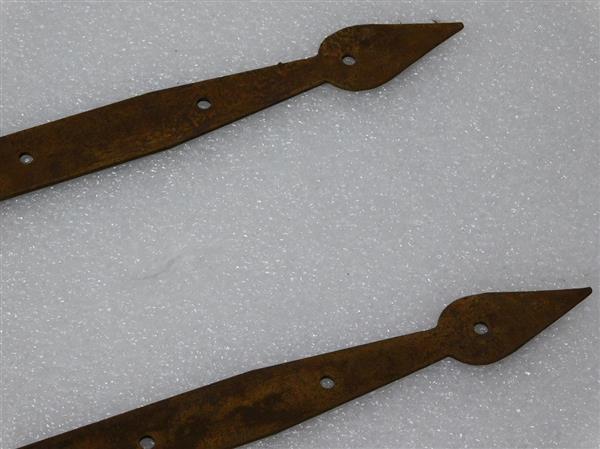 Grote foto set van 2 scharnieren met lange band rustiek smeedijzer rust doe het zelf en verbouw materialen en producten