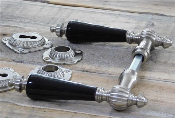 Grote foto set retro deurbeslag nikkel met zwarte porseleinen grepen doe het zelf en verbouw materialen en producten