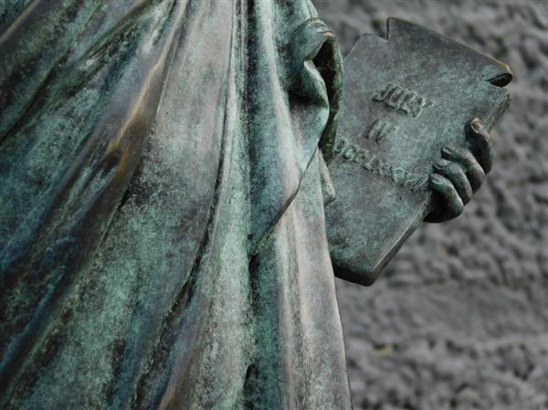 Grote foto een bronzen beeld sculptuur van the statue of liberty tuin en terras tuindecoratie