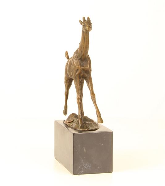 Grote foto een bronzen beeld sculptuur van een giraffe tuin en terras tuindecoratie