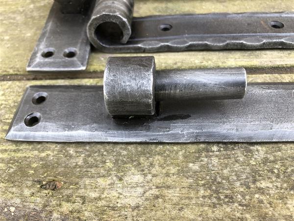 Grote foto prachtig zwaar smeedwerk degelijke sierlijke hengen topkwaliteit doe het zelf en verbouw materialen en producten