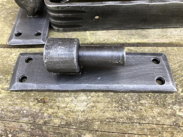 Grote foto prachtig zwaar smeedwerk degelijke sierlijke grote set hengen top kwaliteit doe het zelf en verbouw materialen en producten