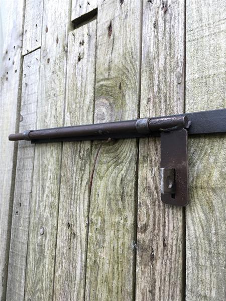 Grote foto fraai en groot schuifslot zeer robuust gemaakt van ijzer top kwaliteit doe het zelf en verbouw materialen en producten