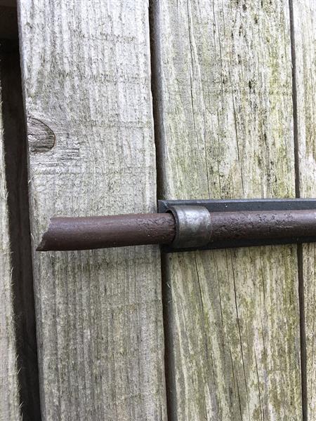 Grote foto fraai en groot schuifslot zeer robuust gemaakt van ijzer top kwaliteit doe het zelf en verbouw materialen en producten