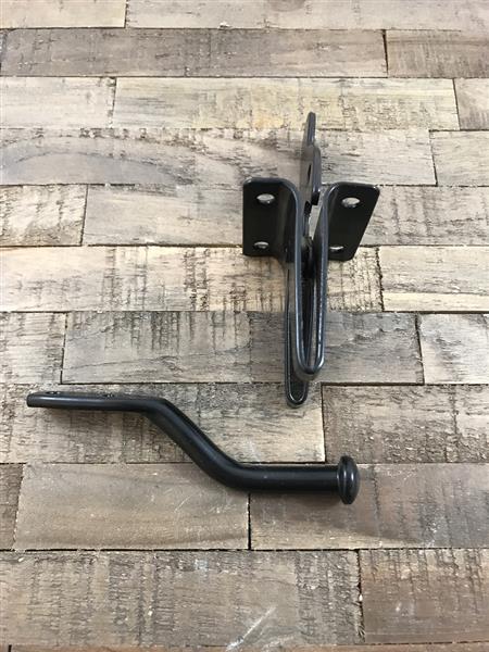 Grote foto eenvoudig valslot poortslot vanger zwart ijzeren slot doe het zelf en verbouw materialen en producten