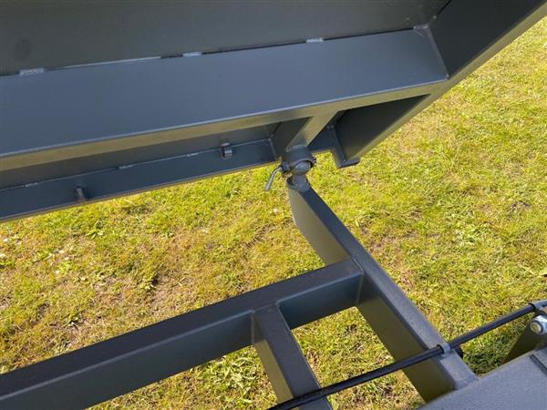 Grote foto imeg kipper 8 ton 3 zijdig kippend gegalvaniseerd 25km u agrarisch mechanisatie