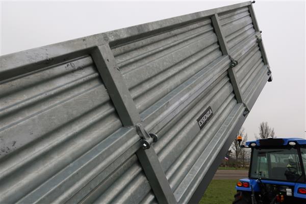 Grote foto imeg kipper 8 ton 3 zijdig kippend gegalvaniseerd 25km u agrarisch mechanisatie