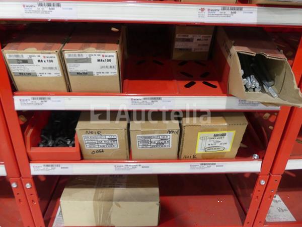 Grote foto inhoud van 2 planken schroeven bouten doe het zelf en verbouw onderdelen en accessoires