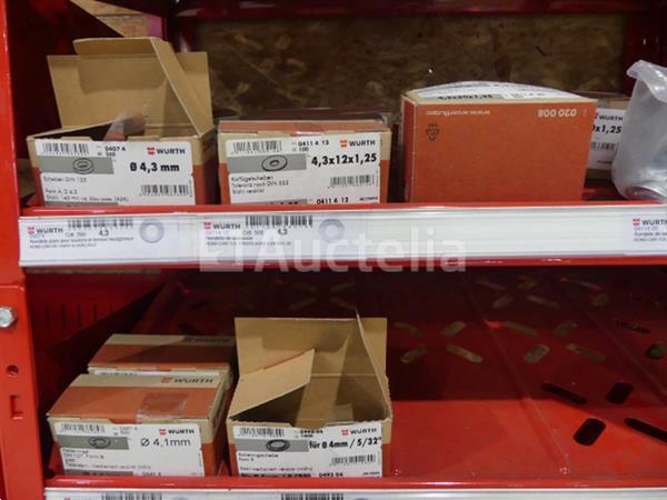 Grote foto inhoud van 2 planken schroeven bouten doe het zelf en verbouw onderdelen en accessoires