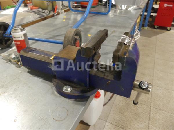 Grote foto 2 werkplaats werkbanken tuin en terras overige tuin en terras