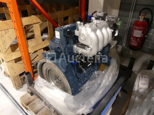 Grote foto kubota wg2503 aardgasmotor agrarisch tractor onderdelen