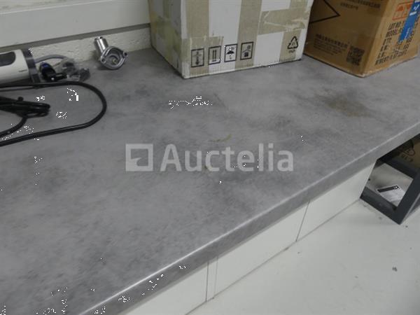 Grote foto werktafel tuin en terras overige tuin en terras