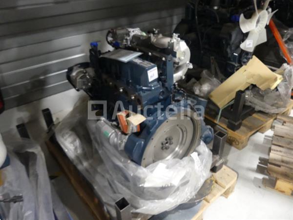 Grote foto kubota wg2503 aardgasmotor agrarisch tractor onderdelen