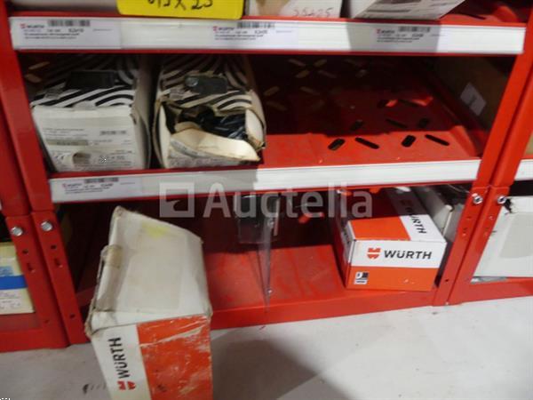 Grote foto inhoud van 2 planken schroeven bouten doe het zelf en verbouw onderdelen en accessoires