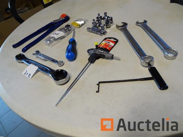 Grote foto 4 in 1 omkeerbare ratelsleutel titan 11318 1 4 sleutel diversen zie foto doe het zelf en verbouw gereedschappen en machines