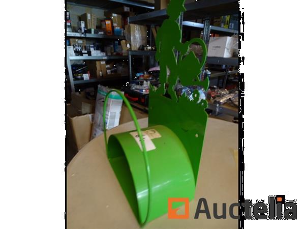 Grote foto opbergruimte voor decoratieve metalen slangen doe het zelf en verbouw gereedschappen en machines