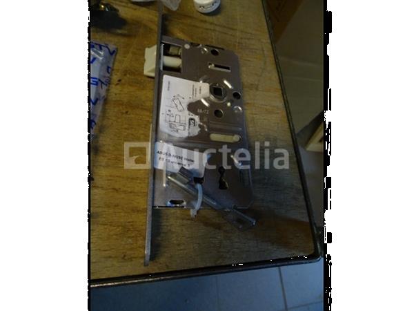 Grote foto 20 sets hardware items zie foto doe het zelf en verbouw onderdelen en accessoires