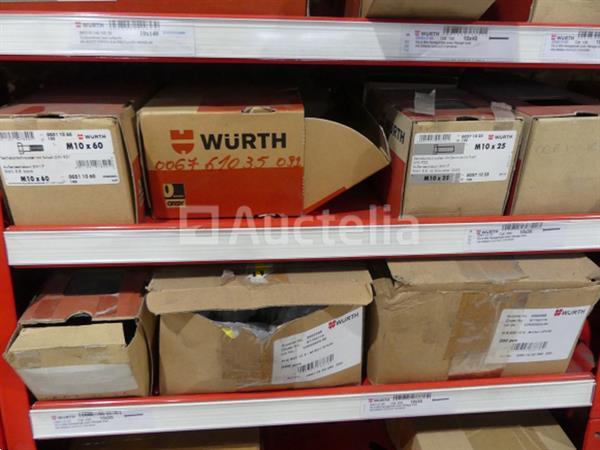 Grote foto inhoud van 2 planken schroeven bouten doe het zelf en verbouw onderdelen en accessoires