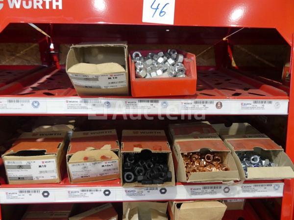 Grote foto inhoud van 2 planken schroeven bouten doe het zelf en verbouw onderdelen en accessoires