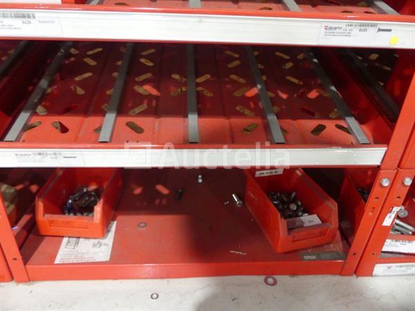 Grote foto inhoud van 2 planken schroeven bouten doe het zelf en verbouw onderdelen en accessoires