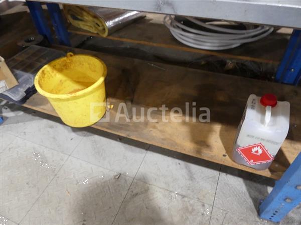 Grote foto 2 werkplaats werkbanken tuin en terras overige tuin en terras