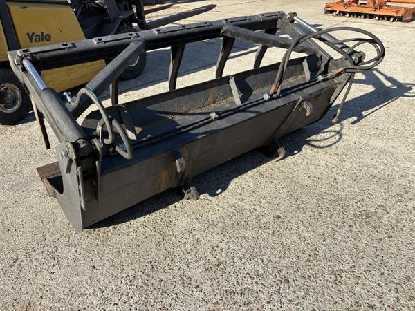 Grote foto euro vorkenbord en pelikaanbak agrarisch algemeen