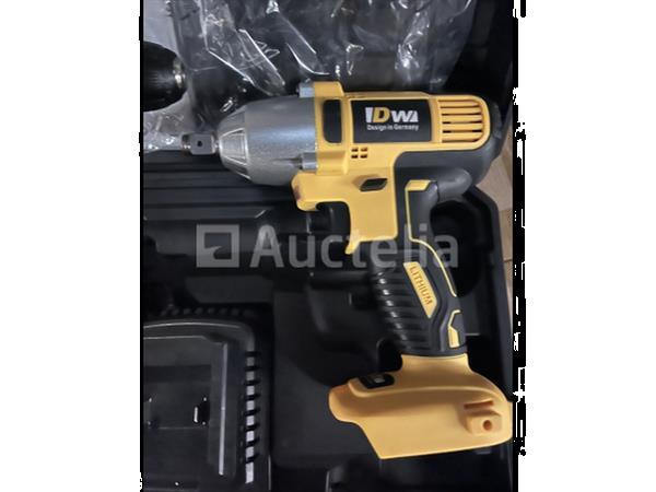 Grote foto accu set slagmoersleutel en schroefmachine 36v met 2 accu 36v 4ah oplader en doppen in luxe koffer doe het zelf en verbouw gereedschappen en machines