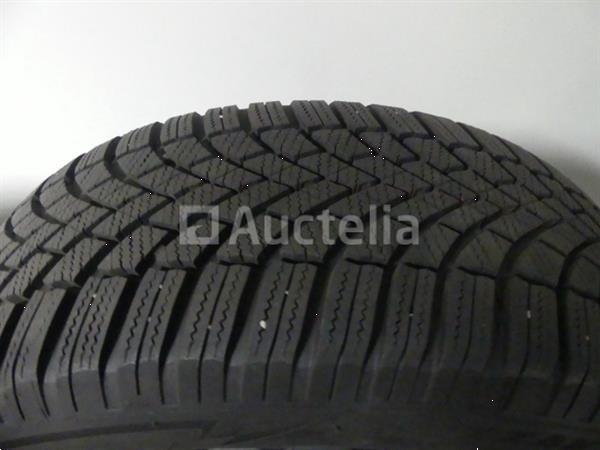Grote foto 4 winterbanden op plaatstalen velgen bridgestone blizzak lm005 205 55 r16 agrarisch wielen