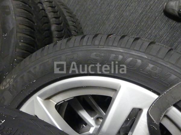 Grote foto 4 winterbanden op dunlop trocmoh aluminium velgen agrarisch wielen