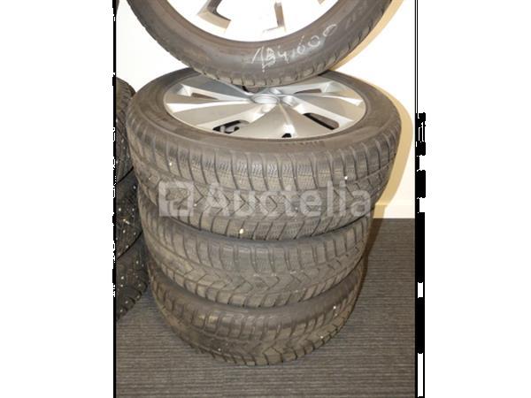 Grote foto 4 winterbanden op aluminium velgen pirelli sottozero3 205 50 r17 agrarisch wielen