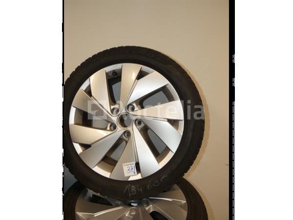 Grote foto 4 winterbanden op aluminium velgen pirelli sottozero3 205 50 r17 agrarisch wielen