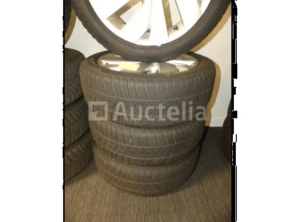 Grote foto 4 winterbanden op aluminium velgen pirelli sottozero3 205 50 r17 agrarisch wielen