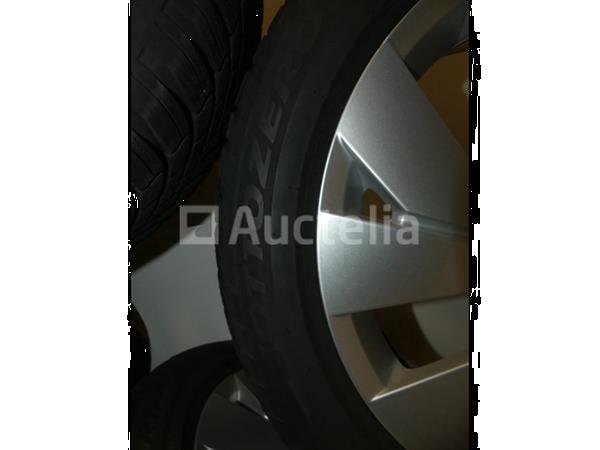 Grote foto 4 winterbanden op aluminium velgen pirelli sottozero3 205 50 r17 agrarisch wielen