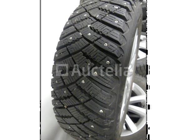 Grote foto 4 spijkerbanden op goodyear ultragrip icearctic aluminium velgen 195 65 r15 agrarisch wielen