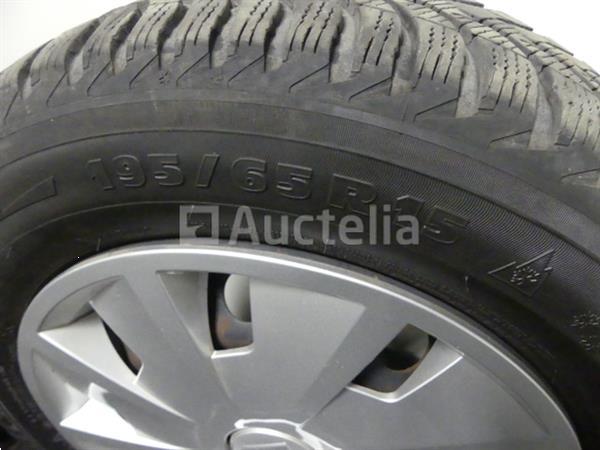 Grote foto 4 winterbanden op michelin alpin plaatwerkvelgen 195 65 r15 agrarisch wielen