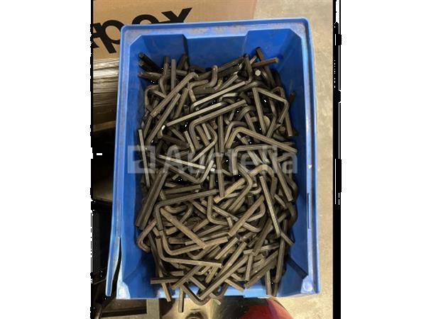 Grote foto grote partij inbussleutels in bak doe het zelf en verbouw gereedschappen en machines