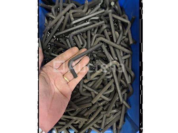 Grote foto grote partij inbussleutels in bak doe het zelf en verbouw gereedschappen en machines