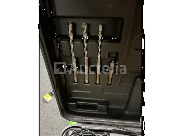 Grote foto boorhamer en accu schroevendraaier in koffer doe het zelf en verbouw gereedschappen en machines