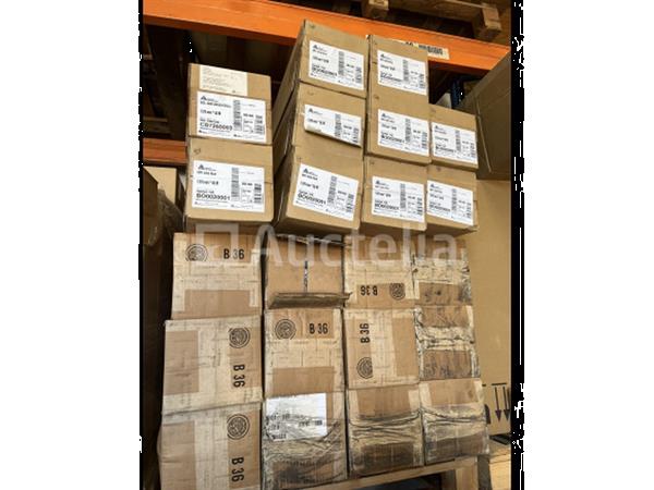 Grote foto pallet diverse tape doe het zelf en verbouw gereedschappen en machines