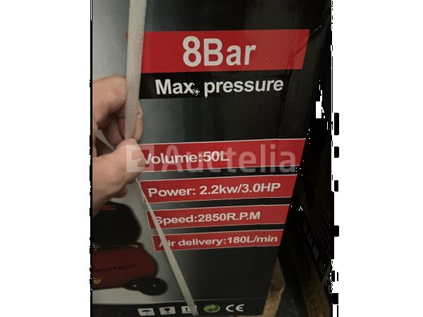 Grote foto compressor 50 liter powertech p 50l doe het zelf en verbouw gereedschappen en machines
