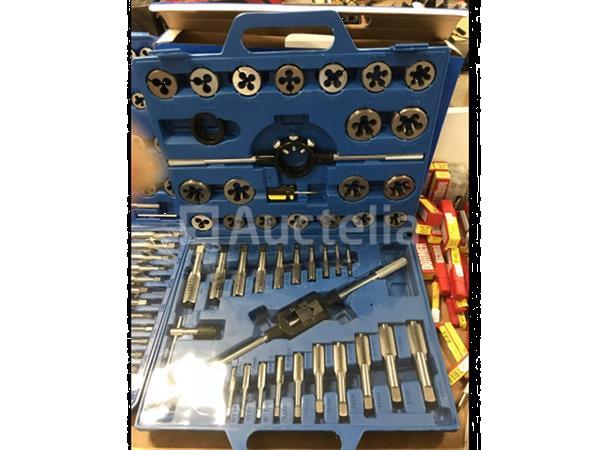 Grote foto tap en snij set 45 delig metrisch tungsten staal doe het zelf en verbouw gereedschappen en machines